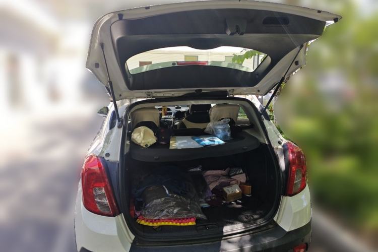 Used Buick Encore 2013 1.4T Automatic Two-Wheel Drive Elite Model Trunk