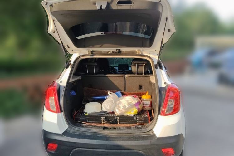 Used Buick Encore 2013 1.4T Automatic Two-Wheel Drive Elite Model Trunk