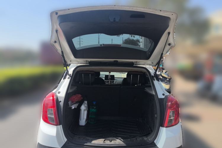 Used Buick Encore 2013 1.4T Automatic All-Wheel Drive Flagship Edition Trunk