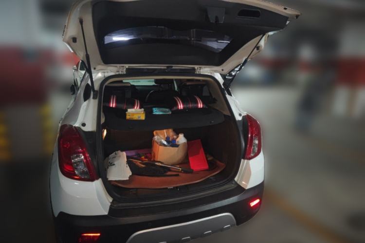 Used Buick Encore 2013 1.4T Automatic All-Wheel Drive Flagship Edition Trunk