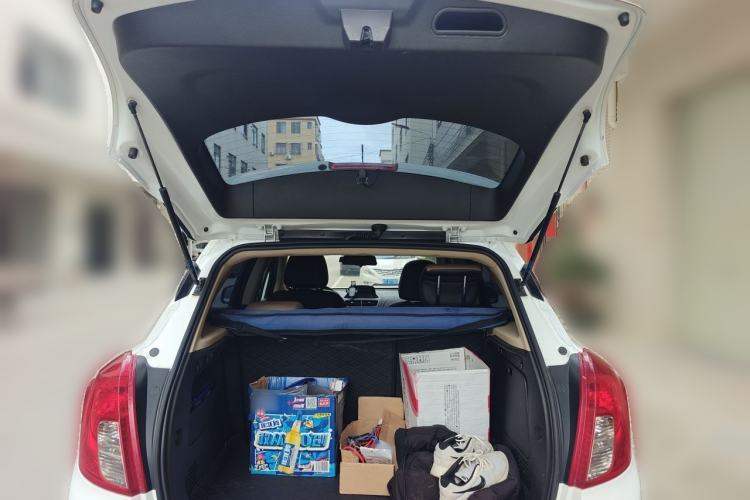 Used Buick Encore 2013 1.4T Automatic All-Wheel Drive Flagship Edition Trunk