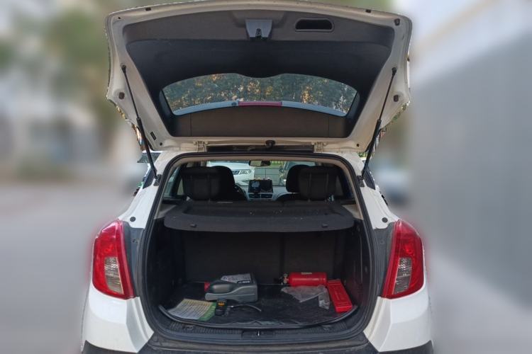 Used Buick Encore 2013 1.4T Automatic Two-Wheel Drive Elite Model Trunk
