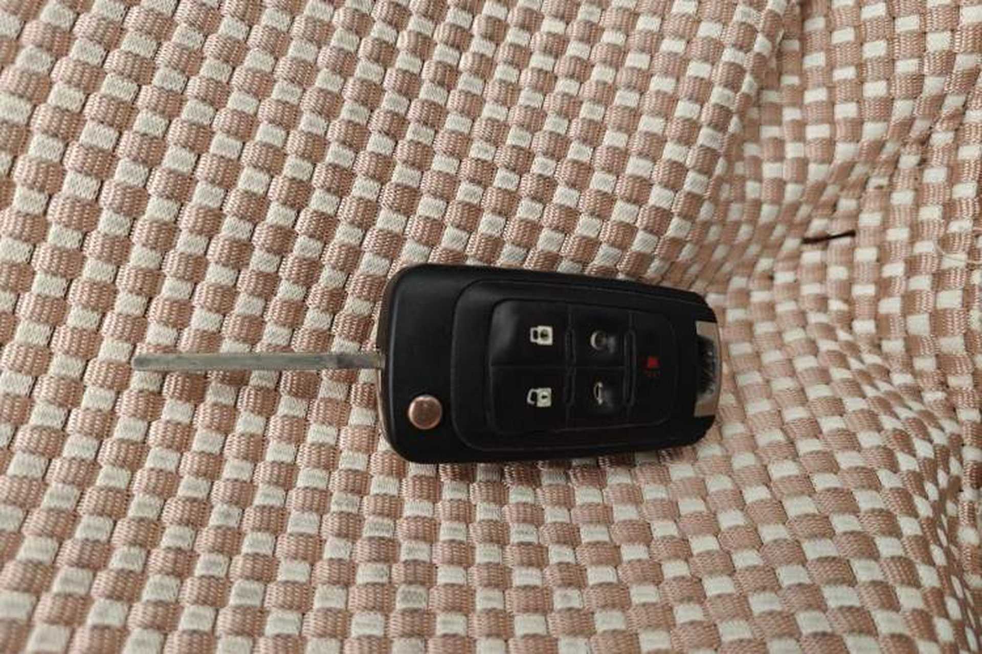 Used Buick Encore 2013 1.4T Automatic Two-Wheel Drive Elite Model Vehicle Key