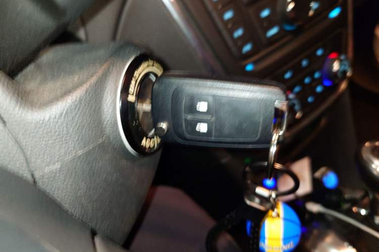 Used Buick Encore 2013 1.4T Automatic Two-Wheel Drive Leading Model Vehicle Key