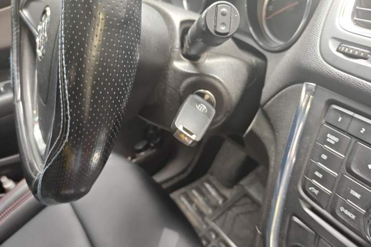 Used Buick Encore 2013 1.4T Automatic Two-Wheel Drive Elite Model Vehicle Key