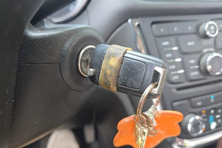 Used Buick Encore 2013 1.4T Automatic Two-Wheel Drive Leading Model Vehicle Key