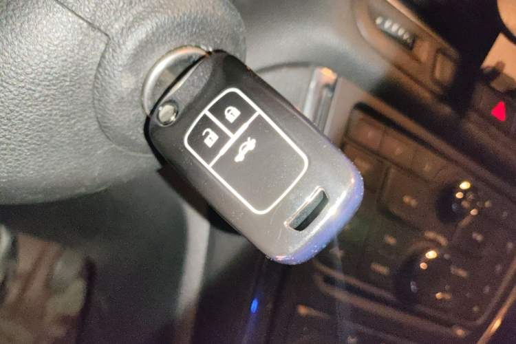 Used Buick Encore 2013 1.4T Automatic Two-Wheel Drive Elite Model Vehicle Key