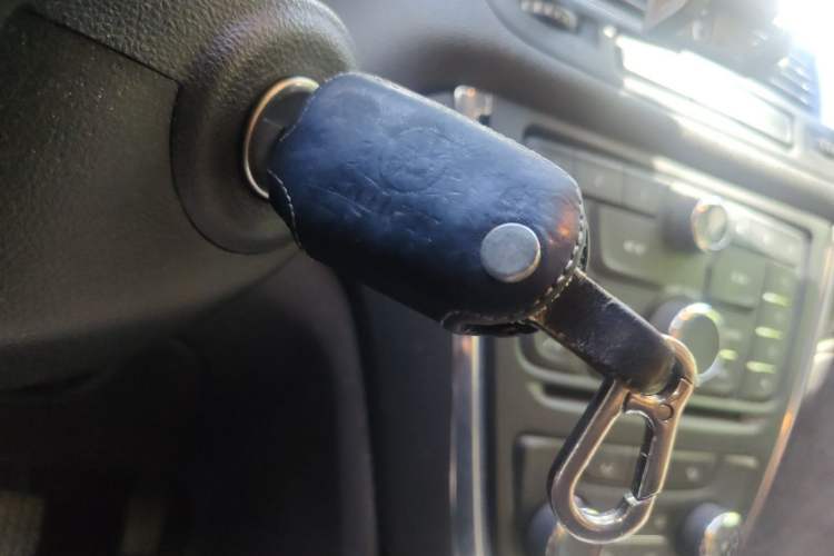 Used Buick Encore 2013 1.4T Automatic Two-Wheel Drive Elite Model Vehicle Key