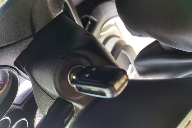 Used Buick Encore 2013 1.4T Manual Two-Wheel Drive Entry Model Vehicle Key