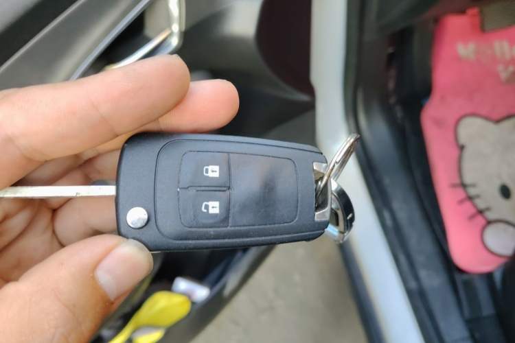Used Buick Encore 2013 1.4T Automatic Two-Wheel Drive Elite Model Vehicle Key
