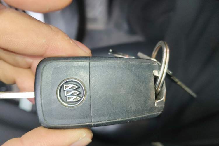 Used Buick Encore 2013 1.4T Automatic Two-Wheel Drive Elite Model Vehicle Key