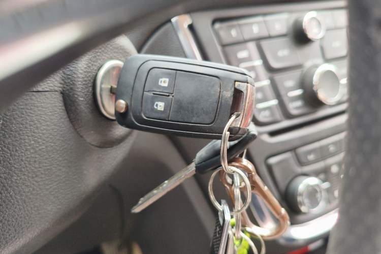 Used Buick Encore 2013 1.4T Automatic Two-Wheel Drive Leading Model Vehicle Key