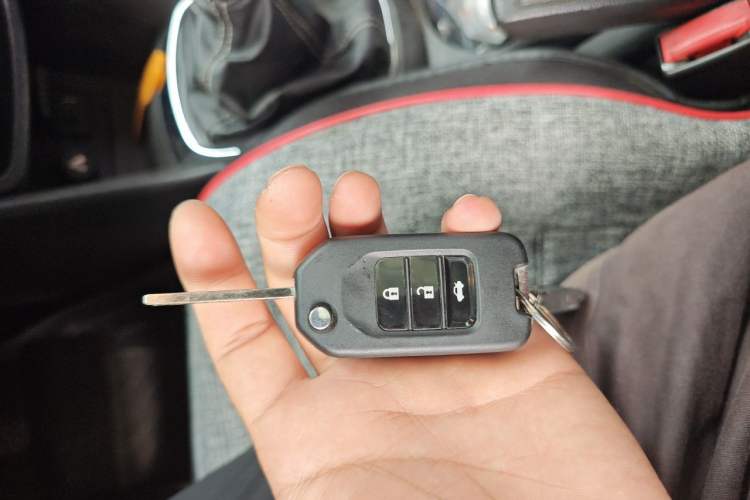 Used Buick Encore 2013 1.4T Manual Two-Wheel Drive Entry Model Vehicle Key