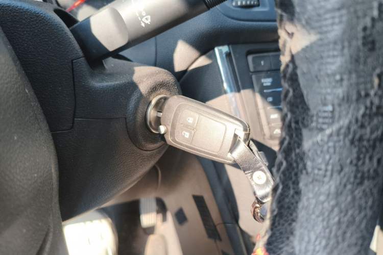 Used Buick Encore 2013 1.4T Automatic Two-Wheel Drive Elite Model Vehicle Key