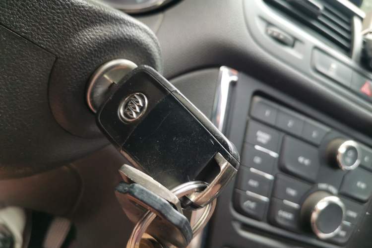 Used Buick Encore 2013 1.4T Manual Two-Wheel Drive Entry Model Vehicle Key