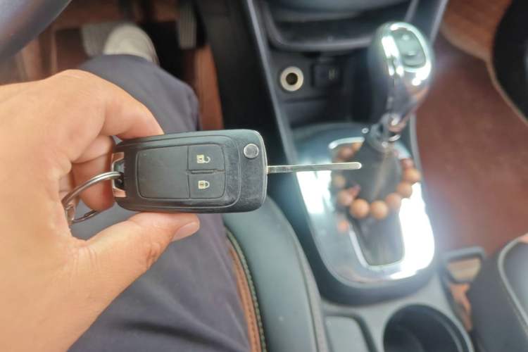 Used Buick Encore 2013 1.4T Automatic Two-Wheel Drive Leading Model Vehicle Key