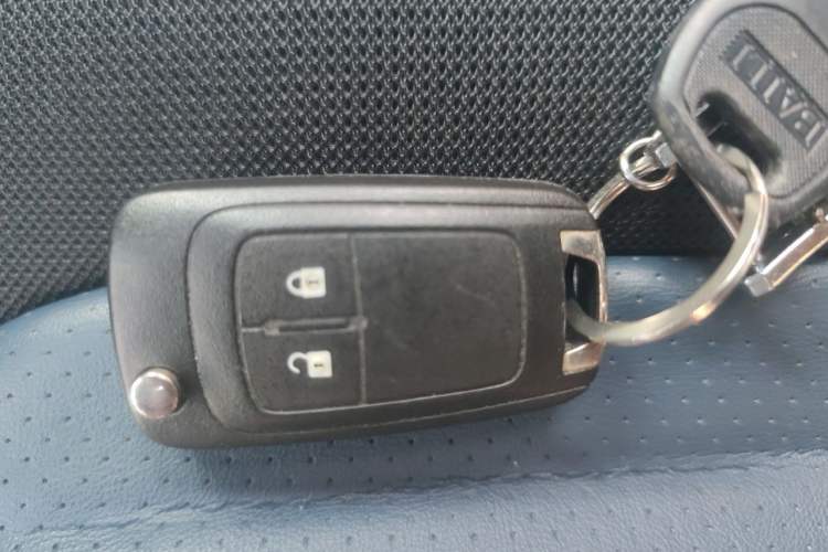 Used Buick Encore 2013 1.4T Manual Two-Wheel Drive Entry Model Vehicle Key