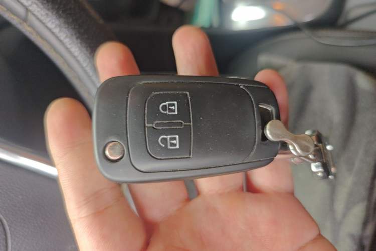 Used Buick Encore 2013 1.4T Automatic Two-Wheel Drive Leading Model Vehicle Key