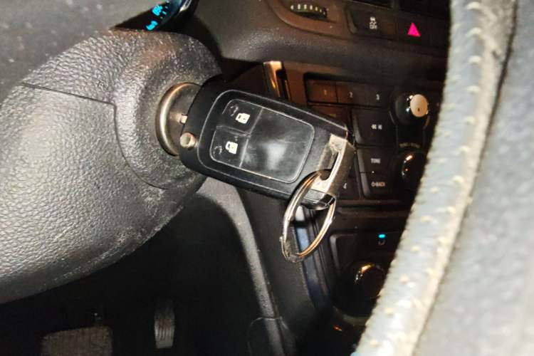 Used Buick Encore 2013 1.4T Automatic Two-Wheel Drive Elite Model Vehicle Key