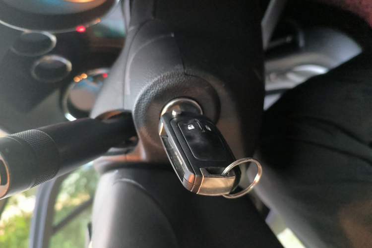 Used Buick Encore 2013 1.4T Automatic Two-Wheel Drive Leading Model Vehicle Key