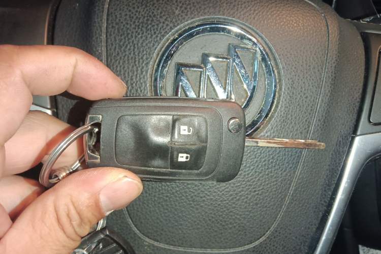 Used Buick Encore 2013 1.4T Automatic Two-Wheel Drive Leading Model Vehicle Key