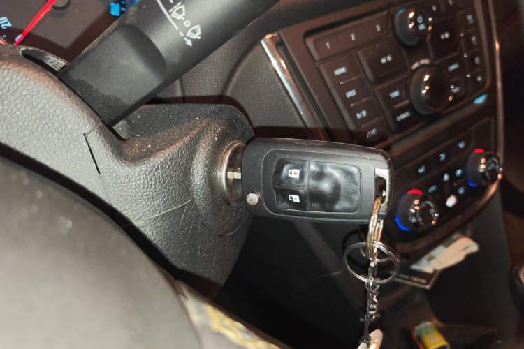 Used Buick Encore 2013 1.4T Automatic Two-Wheel Drive Leading Model Vehicle Key