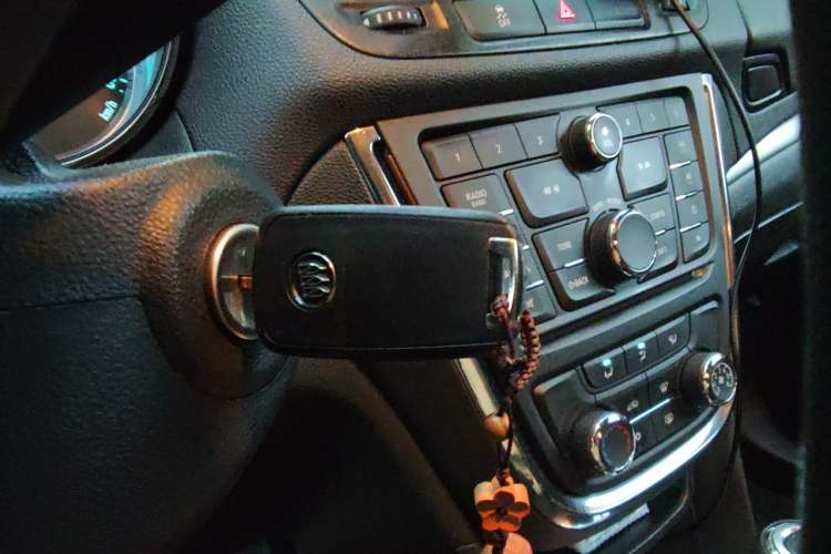 Used Buick Encore 2013 1.4T Automatic Two-Wheel Drive Elite Model Vehicle Key