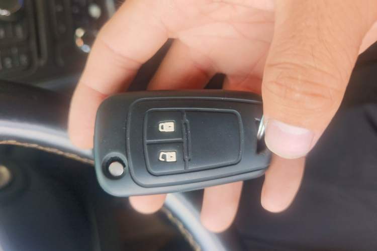 Used Buick Encore 2013 1.4T Automatic Two-Wheel Drive Leading Model Vehicle Key