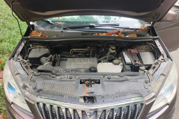Used Buick Encore 2013 1.4T Automatic Two-Wheel Drive Leading Model Engine Bay