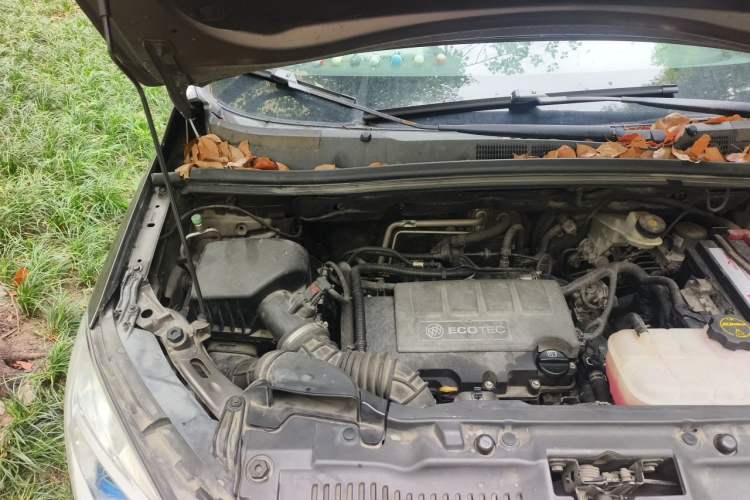 Used Buick Encore 2013 1.4T Automatic Two-Wheel Drive Leading Model Engine Bay Right