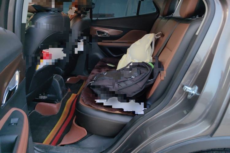 Used Buick Encore 2013 1.4T Automatic All-Wheel Drive Flagship Edition Left Rear Seat