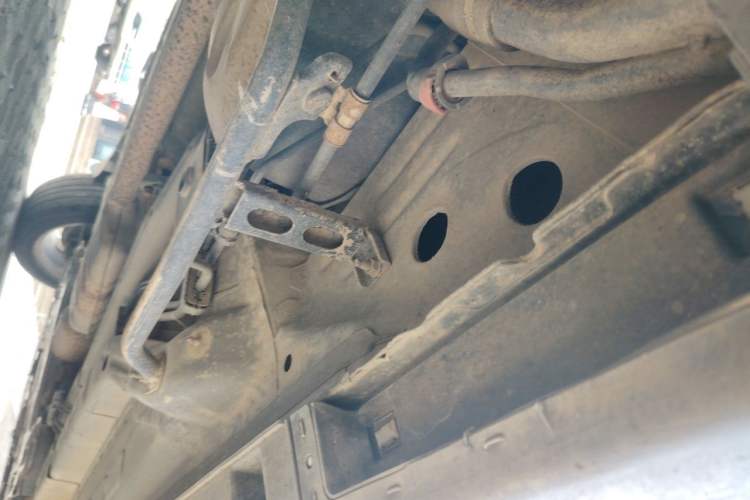 Used Buick Encore 2014 1.4T Manual Two-Wheel Drive Urban Sport Model Chassis Rear Right