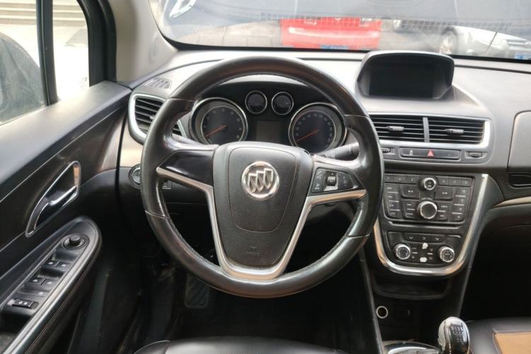 Used Buick Encore 2014 1.4T Manual Two-Wheel Drive Urban Sport Model Steering Wheel