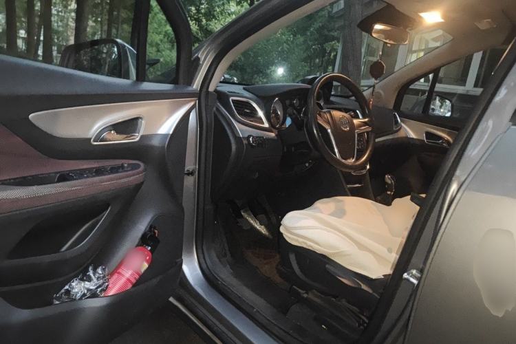Used Buick Encore 2014 1.4T Manual Two-Wheel Drive Urban Advanced Model Driver Seat