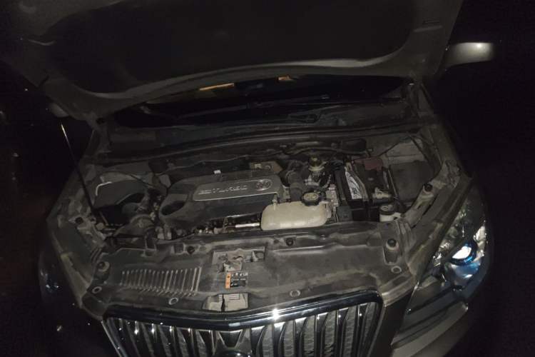 Used Buick Encore 2014 1.4T Manual Two-Wheel Drive Urban Advanced Model Engine Bay