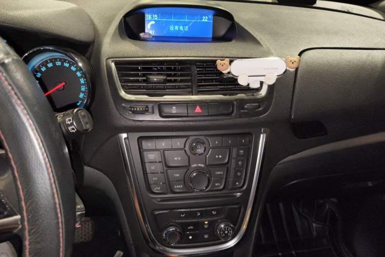 Used Buick Encore 2014 1.4T Automatic Two-Wheel Drive Urban Elite Model Audio And AC Panel