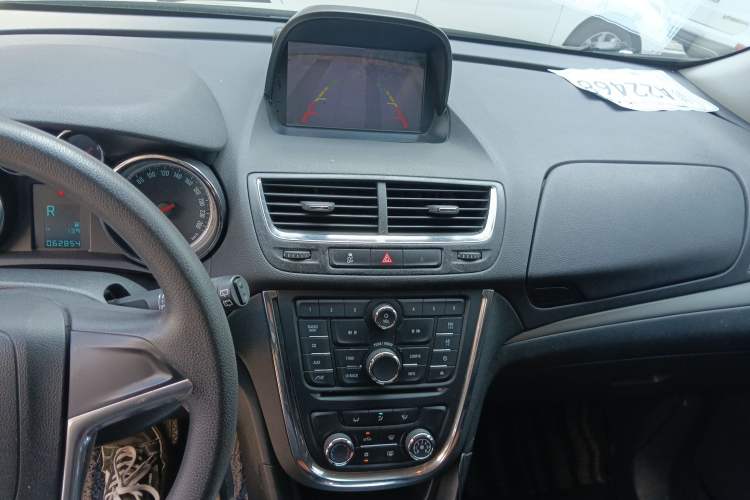 Used Buick Encore 2014 1.4T Automatic Two-Wheel Drive Urban Elite Model Audio And AC Panel