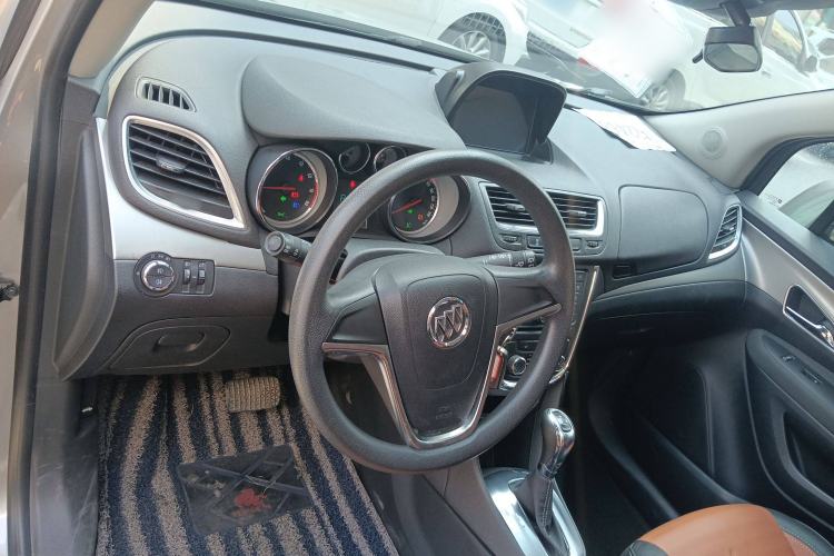 Used Buick Encore 2014 1.4T Automatic Two-Wheel Drive Urban Elite Model Center Console