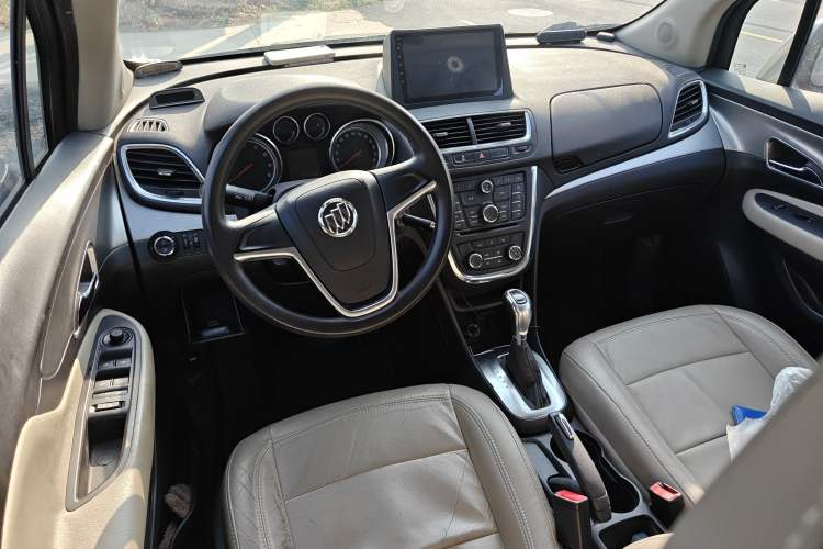 Used Buick Encore 2014 1.4T Automatic Two-Wheel Drive Urban Elite Model Center Console