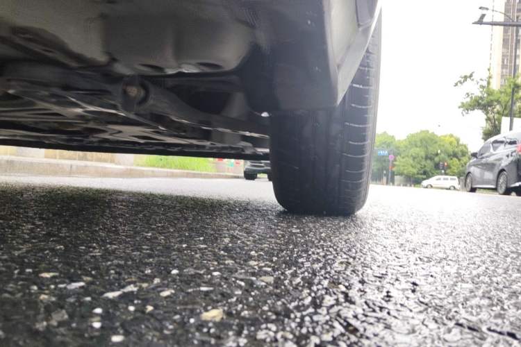 Used Buick Encore 2014 1.4T Automatic Two-Wheel Drive Urban Elite Model Chassis Front Right