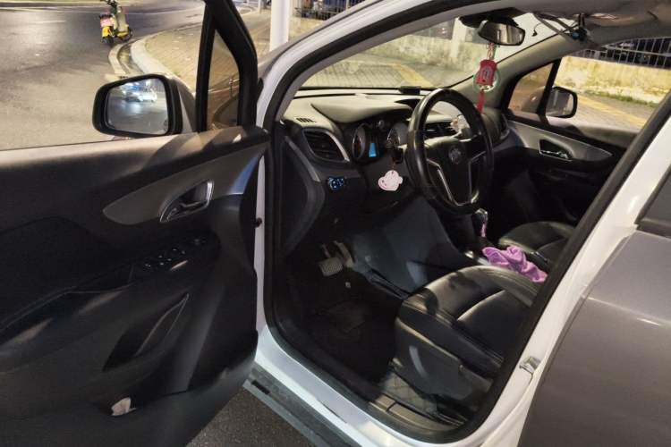 Used Buick Encore 2014 1.4T Automatic Two-Wheel Drive Urban Elite Model Driver Seat