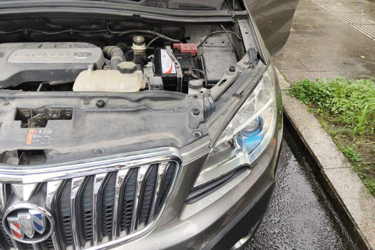 Used Buick Encore 2014 1.4T Automatic Two-Wheel Drive Urban Elite Model Engine Bay Left