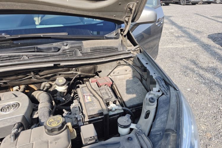 Used Buick Encore 2014 1.4T Automatic Two-Wheel Drive Urban Elite Model Engine Bay Left