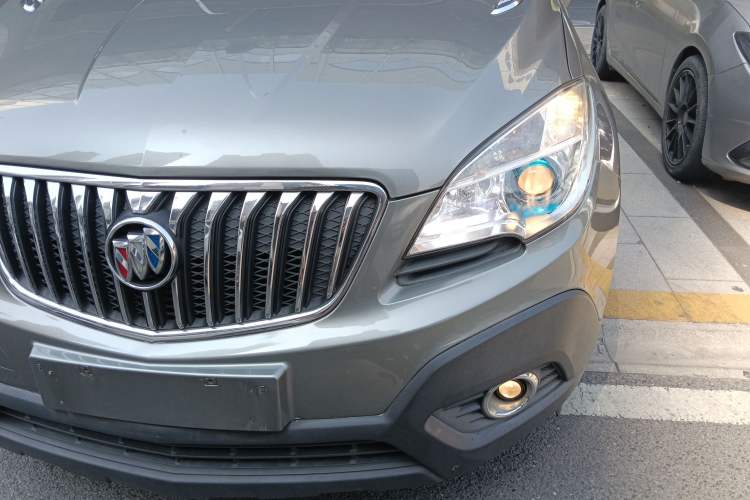 Used Buick Encore 2014 1.4T Automatic Two-Wheel Drive Urban Elite Model Left Front Headlight