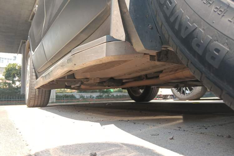 Used Buick Encore 2014 1.4T Automatic Two-Wheel Drive Urban Elite Model Right Side Sill