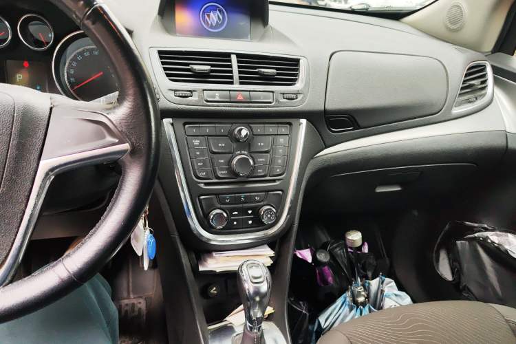 Used Buick Encore 2014 1.4T Automatic Two-Wheel Drive Urban Elite Model Audio And AC Panel