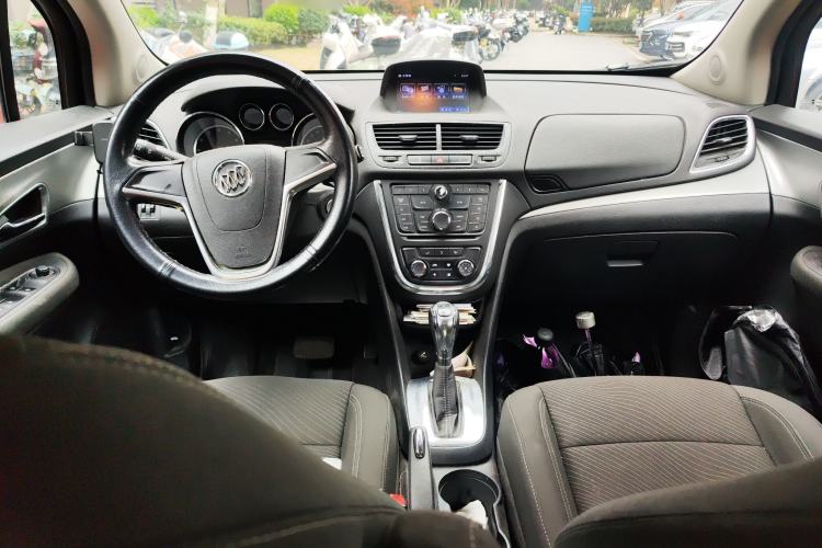 Used Buick Encore 2014 1.4T Automatic Two-Wheel Drive Urban Elite Model Center Console