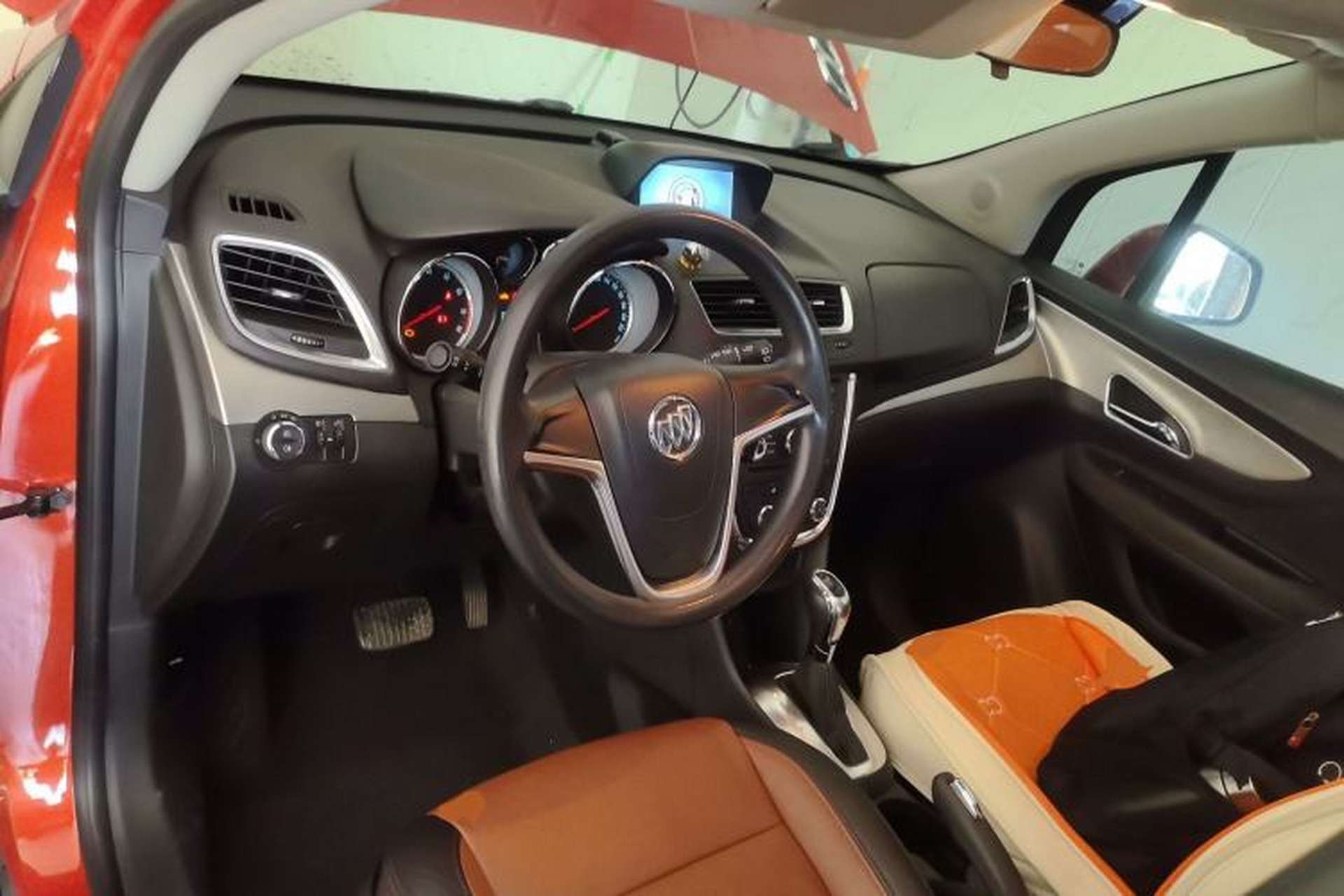 Used Buick Encore 2014 1.4T Automatic Two-Wheel Drive Urban Elite Model Center Console