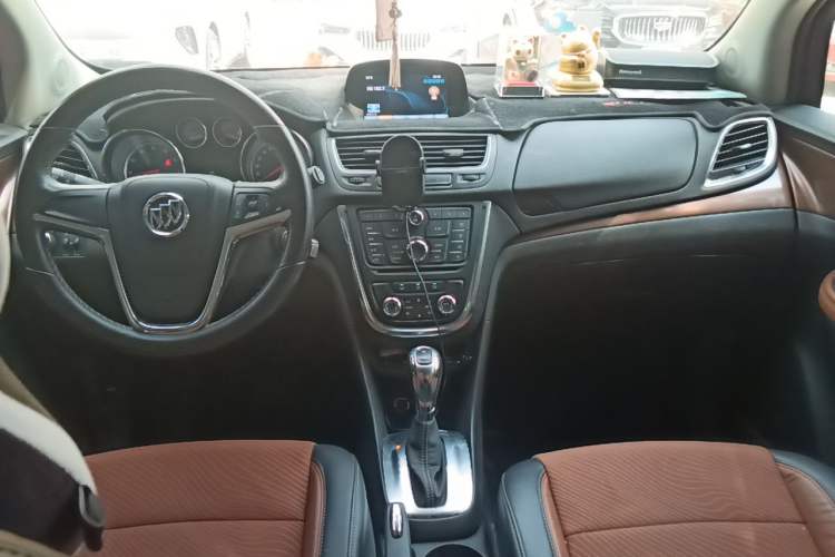 Used Buick Encore 2014 1.4T Automatic Two-Wheel Drive Urban Leading Model Center Console