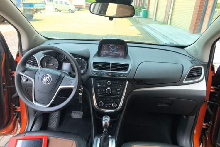 Used Buick Encore 2014 1.4T Automatic Two-Wheel Drive Urban Elite Model Center Console